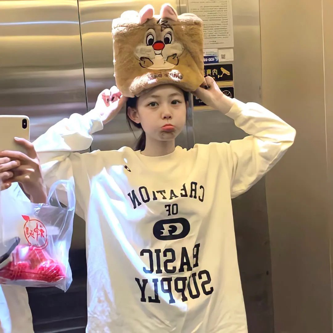 八零家属院来了个异域大美人